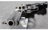 Smith & Wesson ~ 629-5 ~ .44 Magnum - 4 of 4