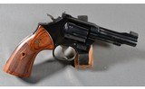 Smith & Wesson ~ 48-7 ~ .22 MRF