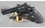 Smith & Wesson ~ 586-5 ~ .357 Magnum - 2 of 4