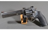 Smith & Wesson ~ 686-6 ~ .357 Magnum - 2 of 4