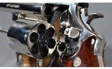 Smith & Wesson ~ 29-3 ~ .44 Magnum - 4 of 5