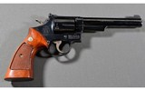 Smith & Wesson ~ 19-3 ~ .357 Magnum