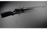 Weatherby ~ Mark V ~ 270 WBY Magnum - 1 of 14