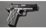 Dan Wesson
Valor
.45 ACP