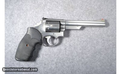 Smith & Wesson 66 1
.357 Mag 