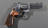 Smith & Wesson ~ 686-6 Plus ~ .357 Magnum