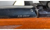 Ruger ~ M77 ~ 22-250 Remington - 10 of 11