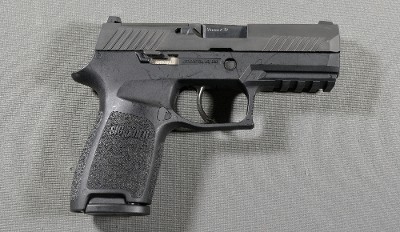 SIG Sauer ~ P320 ~ 9mm Luger
