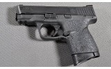 Smith & Wesson ~ M&P40C ~ .40 S&W - 2 of 3