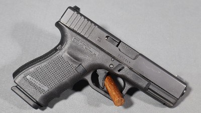 Glock~19 Gen 4~9mm Luger - Image 1 of 4