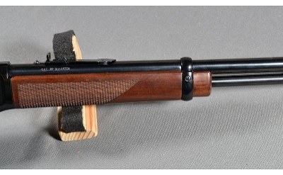 Henry ~ Classic ~ .22 Magnum - Image 4 of 10