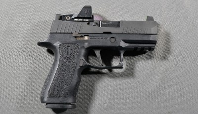 SIG Sauer ~ P320 ~ 9mm Luger - Image 1 of 3