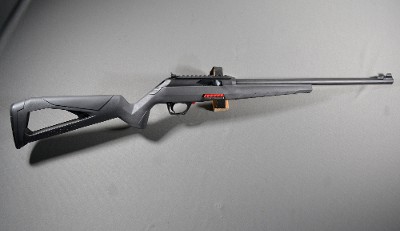 Winchester ~ Wildcat ~ .22 Long Rifle - Image 1 of 10