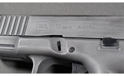 Glock ~ 19 Gen5~ 9mm Luger - Image 3 of 3