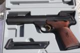 Browning Buck Mark Buckmark Target SE Walnut-LNIB - 1 of 15