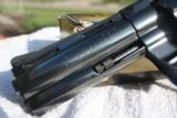 Colt Python 4" Blue 1964 Original Finish and two sets grips - 2 of 15