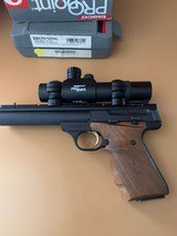 Browning Buckmark Target Pro SE .22LR w box $ scope - 4 of 13