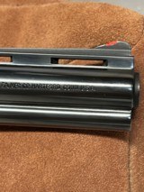 Colt Diamondback .22LR 4