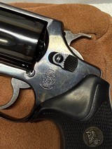 Smith & Wesson Model 36 Blue 2 sets of grips Excellent Condition - Image 3 of 13