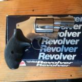 Smith & Wesson Model 640 - 1 of 7