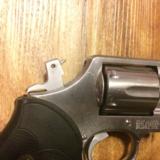 Smith & Wesson 681-1 - 4 of 7