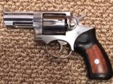 Ruger GP100 3", .357 Magnum - 2 of 8