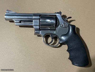 Smith & Wesson 629 6