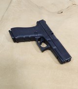Glock 22, 40 caliber police pistol with early style slide for Glock collections - 6 of 6