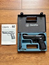Beretta 92 F Made in 1987 Excellent Condition with Box!