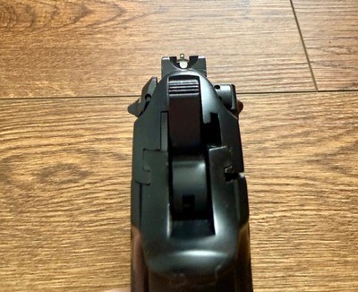 Beretta 92 F Made in 1987 Excellent Condition with Box! - Image 6 of 6