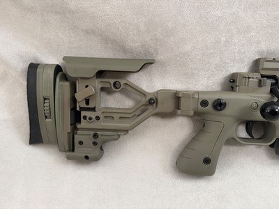 LIKE NEW Accuracy International AXMC .338 Norma Mag Elite Sand 27