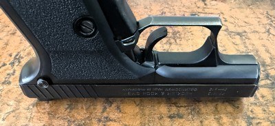 HK P7M13 9mm 1990 KA | Excellent | 4 Mags | 2 Kirkpatrick Holsters |Trijicon Sights - Image 9 of 15