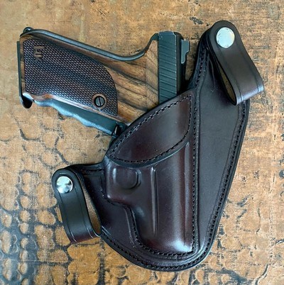 HK P7M13 9mm 1990 KA | Excellent | 4 Mags | 2 Kirkpatrick Holsters |Trijicon Sights - Image 3 of 15