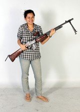 BAR with tripod, replica
resin , non firing - 10 of 14