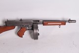 Thompson Drum 1928 Machine gun replica non firing - 14 of 15