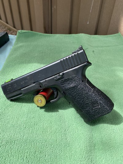 Glock 23 Gen 3 .40 S&W - Image 1 of 11