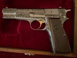 Browning 9 MM Louis XVI
Engraved High Power - 12 of 15