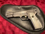 Browning Classic Hi Power 9MM - 13 of 14