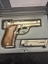 Browning BDA Semi auto 380 acp - 1 of 15