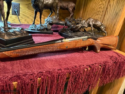 Browning BBR Bolt Action 7 MM Rifle Engraved with Gold Inlaid