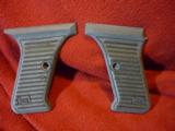 H&K PSP P7 Pistol grips! - 3 of 4