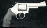 S&W 69 "Combat Magnum" - 1 of 9
