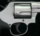 S&W 69 "Combat Magnum" - 3 of 9