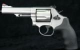 S&W 69 "Combat Magnum" - 2 of 9