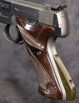 High Standard Supermatic Target Pistol - 15 of 15