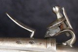 Scottish
Black Watch
Flint Pistol - 11 of 15