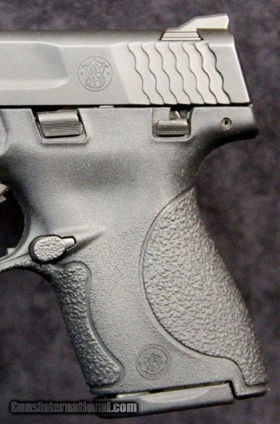 S&W M&P Shield - Image 4 of 15