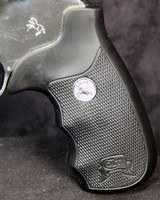 Colt Anaconda - 8 of 15