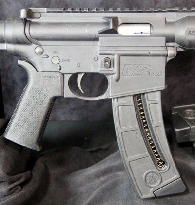 S&W MP 15 22 - Image 4 of 15
