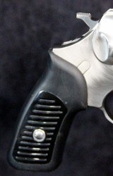 Ruger SP101 - Image 3 of 15